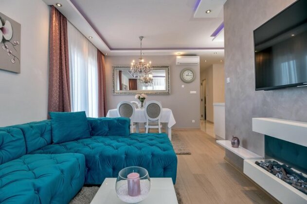 Central Luxury Apartment Moonlight - Photo5