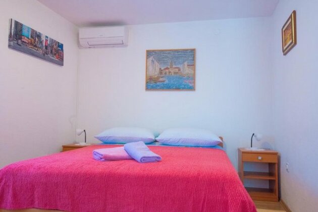 Charming Room with Balcony - Photo4