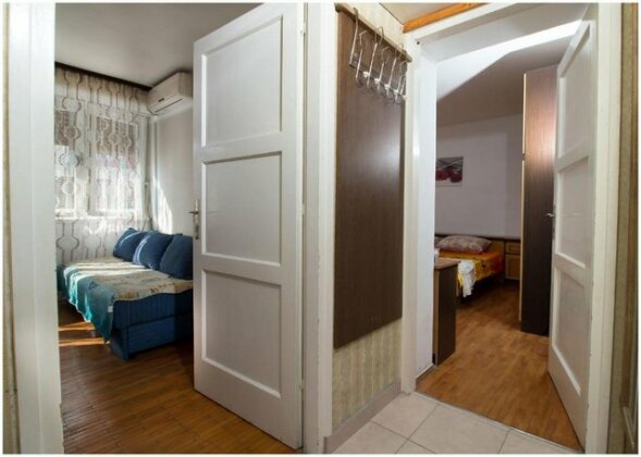 D Apartment Split - Photo3