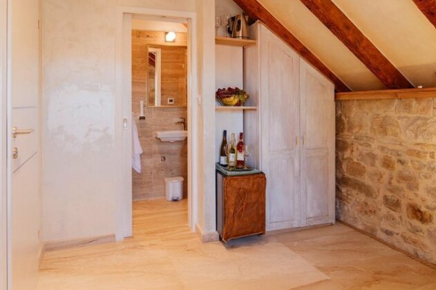 Damida Luxury Rooms - Photo3