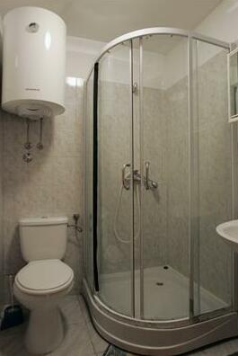 Damira Rooms - Photo5