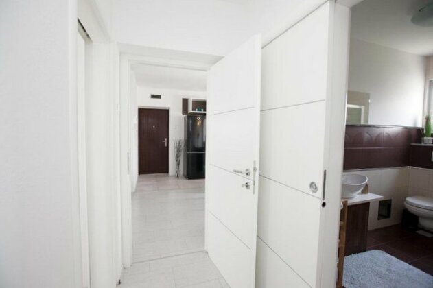 Doors Of West - Photo2