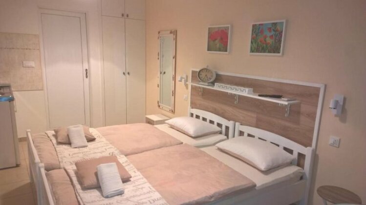 Entrance Apartment Split - Photo2