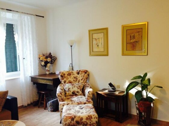 For All Seasons Apartment - Photo2