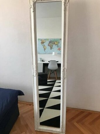 G Apartment Split - Photo2
