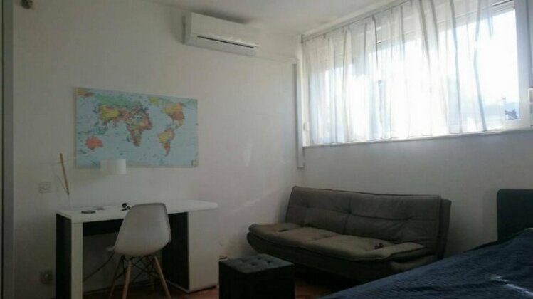G Apartment Split - Photo5