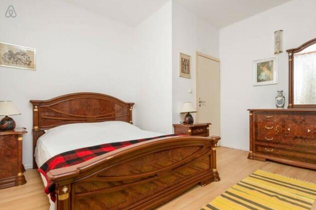 Guesthouse Place 2 Be - Photo3