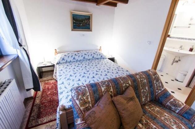 Guesthouse Vialli - Photo5