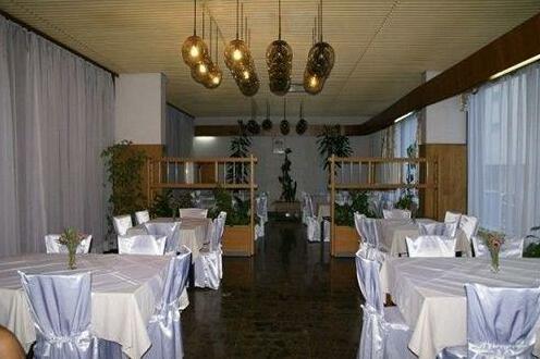 Hostel Zeljeznicar - Photo2