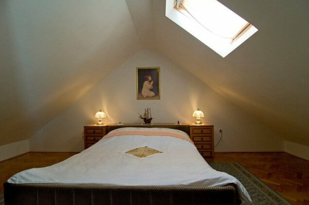 House Rea - Photo4