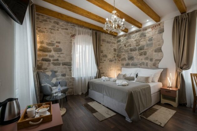 ID Regal Residence - Photo5