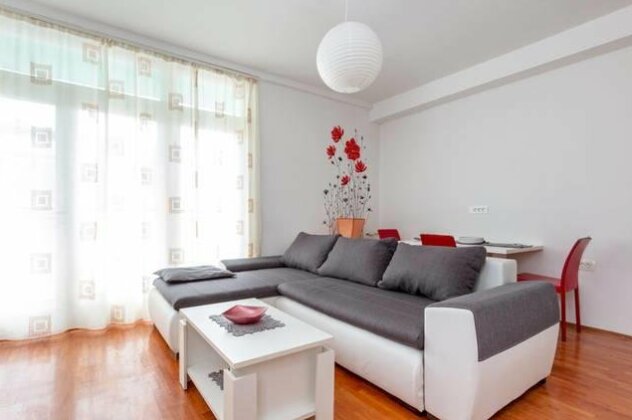 Jobova Apartment - Photo4