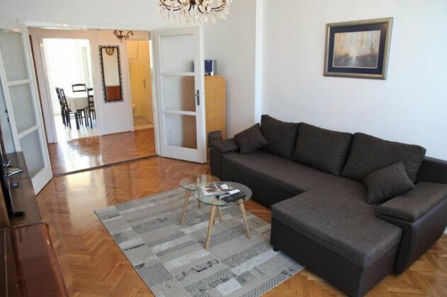 Kate's Apartment Split - Photo2