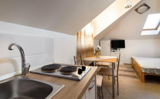 La Perla Luxury Apartments - Photo5