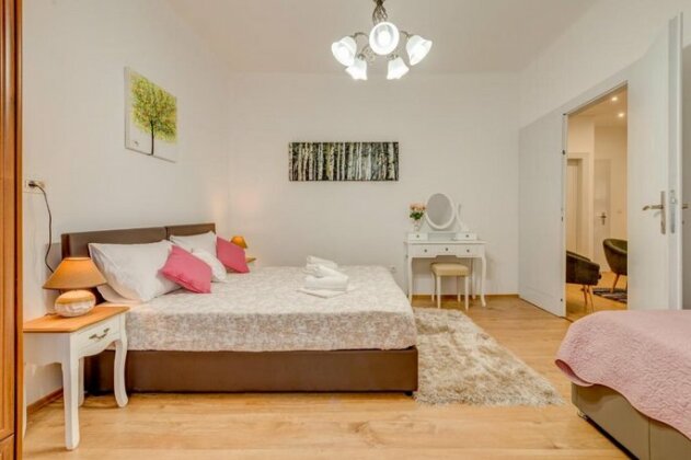 LCT Holiday Home Florentina - Photo5