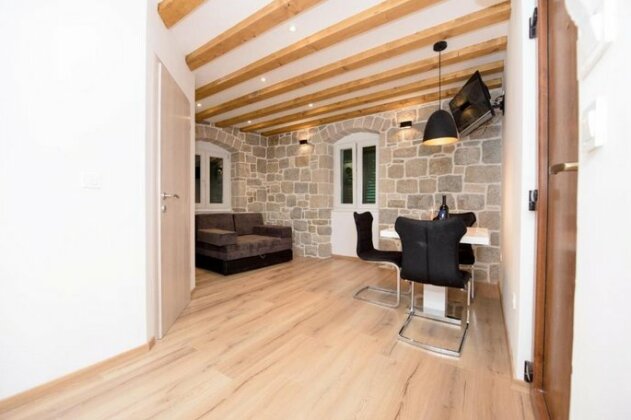 Lucy in Centre Apartment - Photo2