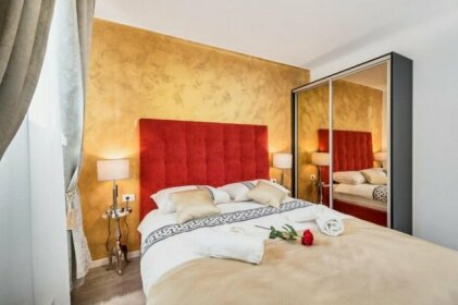 Luxury Apartment and Room Viktoria