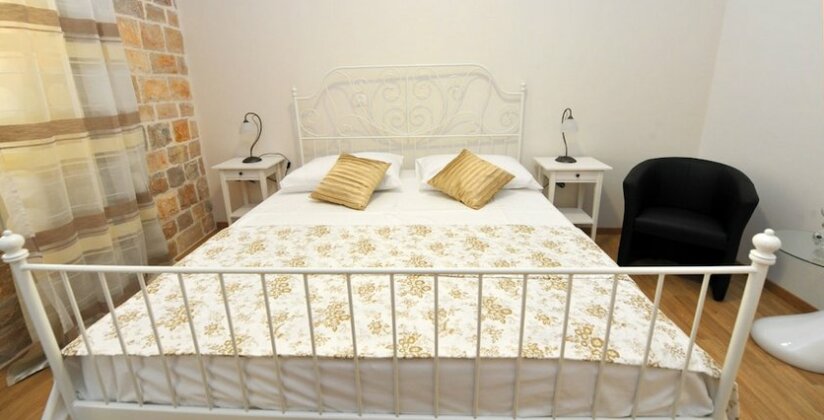 Luxury Rooms Nirvana - Photo5