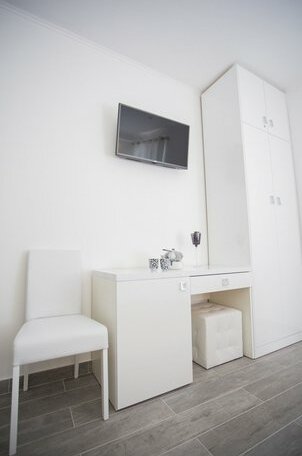 Nirvana Rooms & Apartments - Photo3