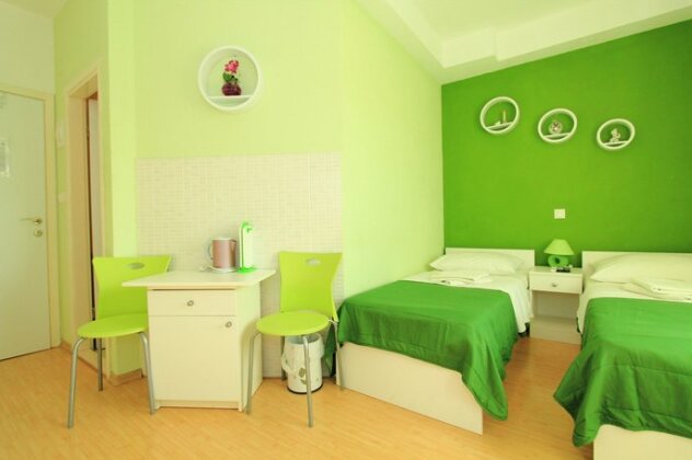 Nirvana Rooms & Apartments - Photo4