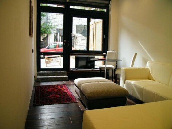 Old Town Luxury Suites President - Photo5