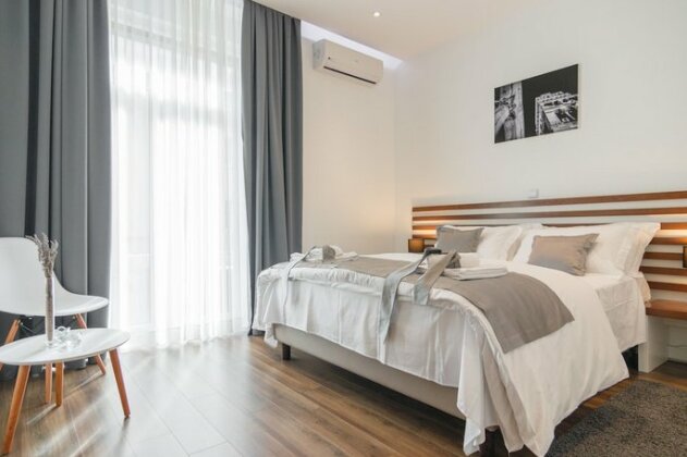 Prima Luxury Rooms - Photo2