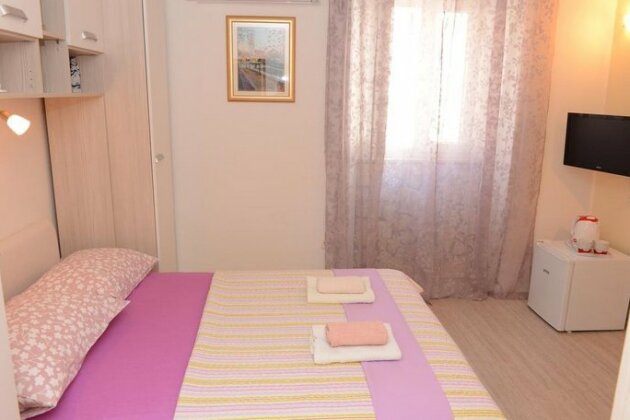 Private room in the center of Split - Photo4