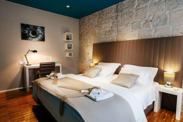 Riva Luxury Rooms - Photo4