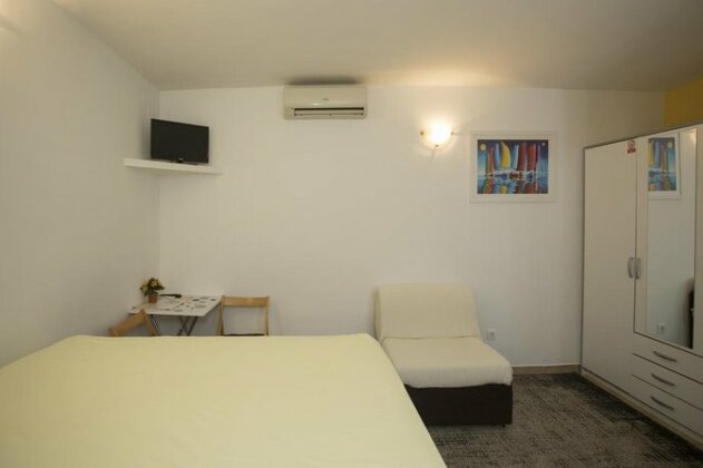 Room Dioklecijan - Photo4