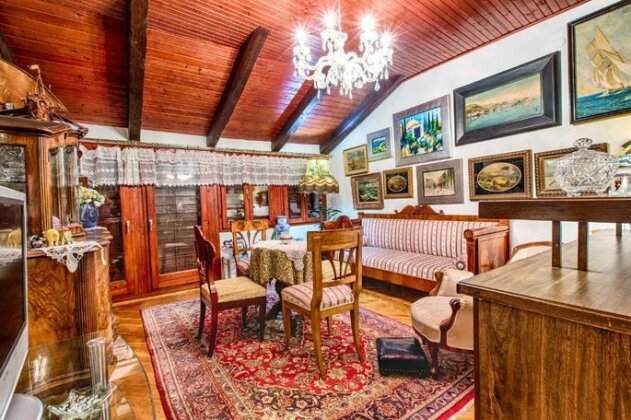 Royal Antique Apartment - Photo2