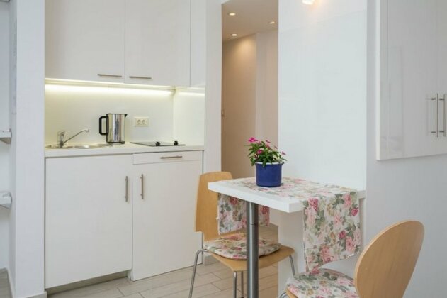 Split Center Suites - Photo4