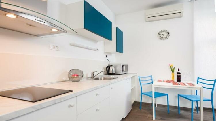 Split Dreams Apartments - Photo3