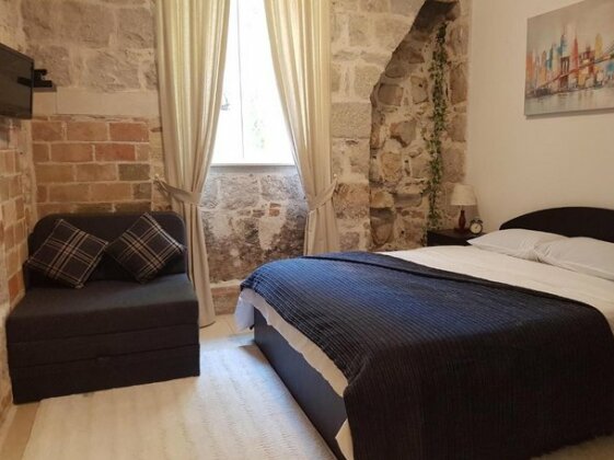 Split Luxury Suite - Photo2