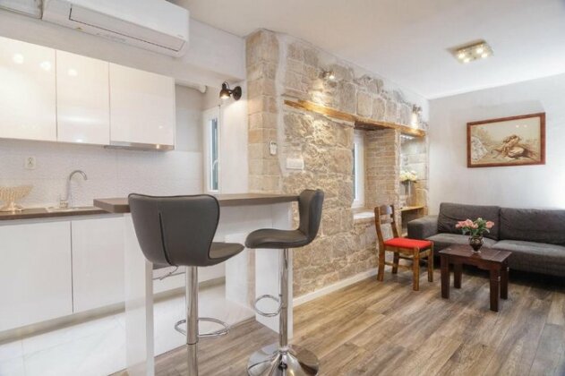 Stone apartman Varos - Photo4
