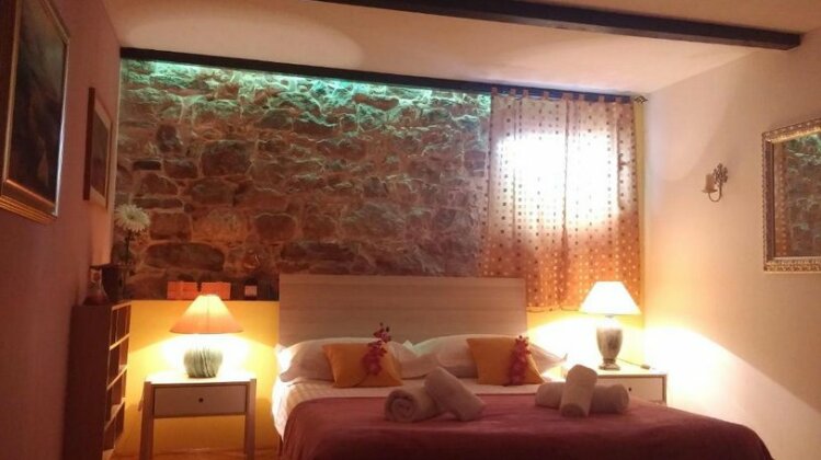 Stone apartment on the ideal location - Photo5