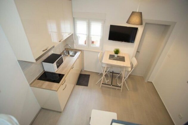 Studio apartment & room Niko - Photo2