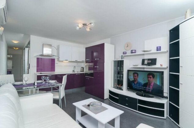 Studio Apartment Tudor - Photo2