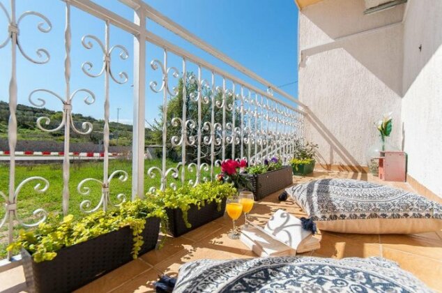 Vacation Home Comfort TERRACE & BBQ - Photo2
