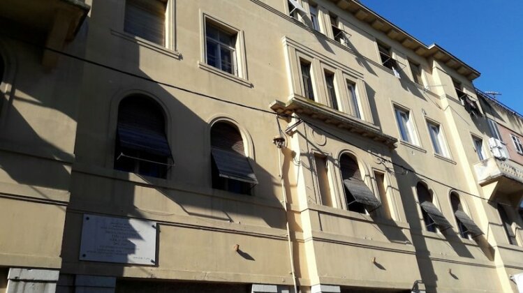  Photo 4