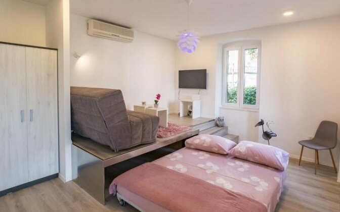 Vana & Tea Luxury Studio Apartment - Photo2