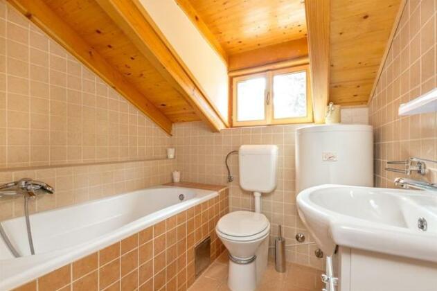 Villa Stone Flower Guest House - Photo2