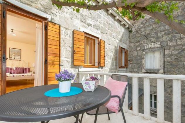 Villa Stone Flower Guest House - Photo4