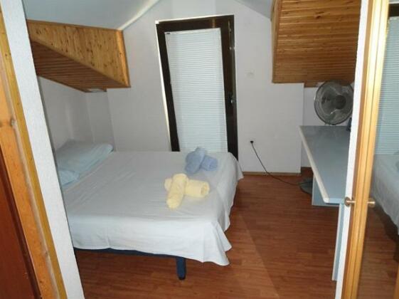 Apartment Vivijana - Stari Grad - Photo2