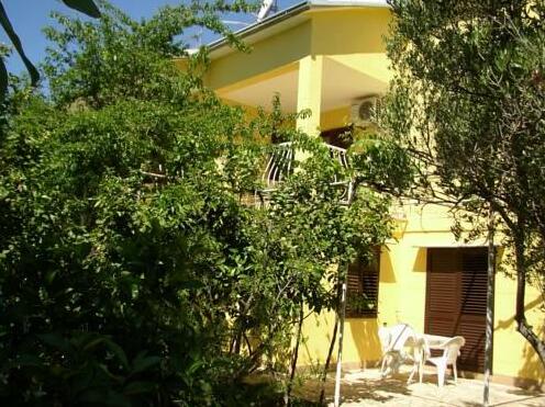 Apartments Runac - Photo2