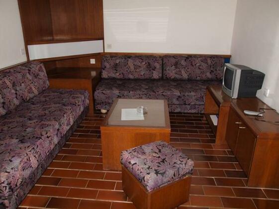 Apartments Trim - Photo3