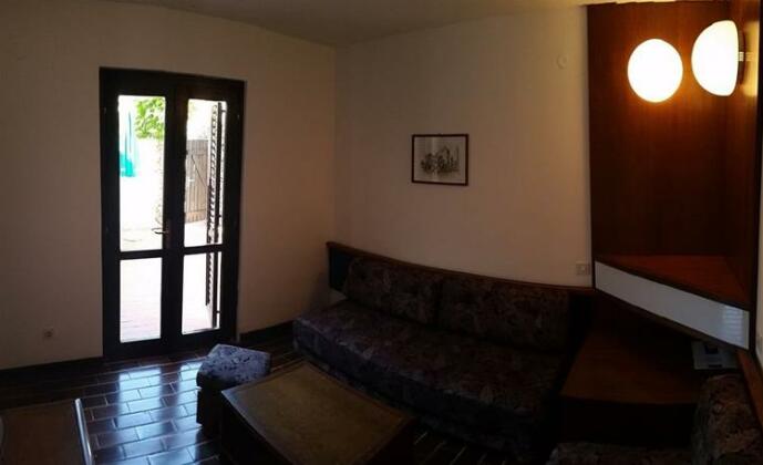 Apartments Trim - Photo4