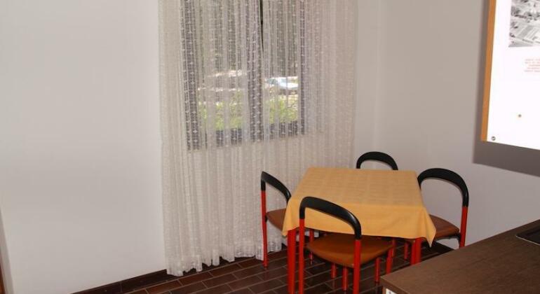 Apartments Trim - Photo5