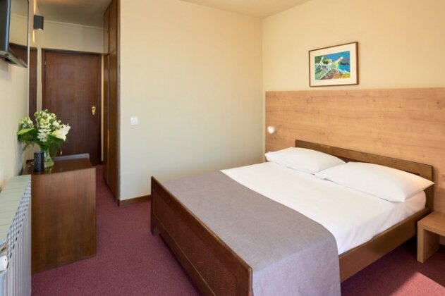 Hotel Arkada Stari Grad - Photo3