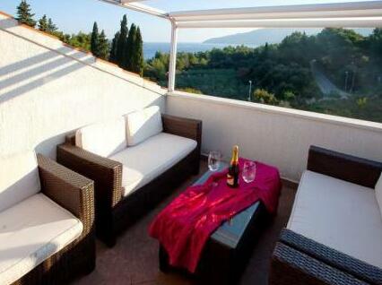 Jees Exclusive Apartments - Photo3