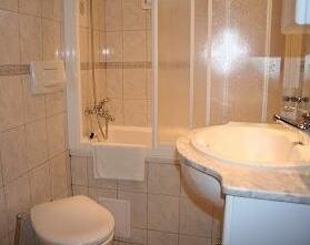 Stari Grad Privat Apartments - Photo2